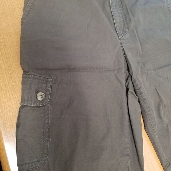💕Liz Claiborne size 10 dark brown sloane cargo type shorts - Picture 4 of 5